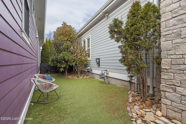 6425 Paintbrush Ln, Prospect, KY 40059