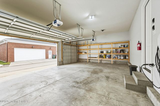 6425 Paintbrush Ln, Prospect, KY 40059