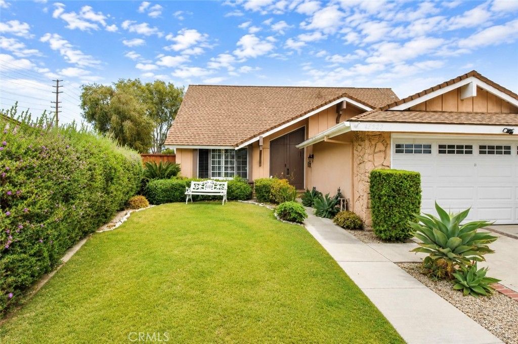 Image 23 of property listing at 14522 Emerywood Road, Tustin, CA 92780