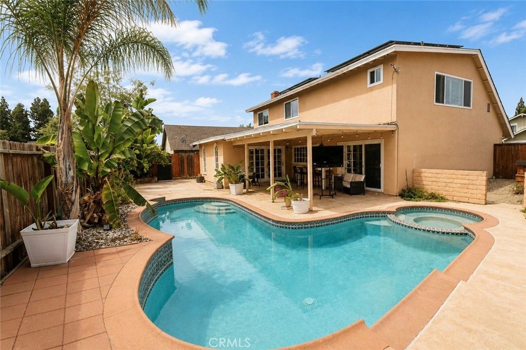 Image 24 of property listing at 14522 Emerywood Road, Tustin, CA 92780