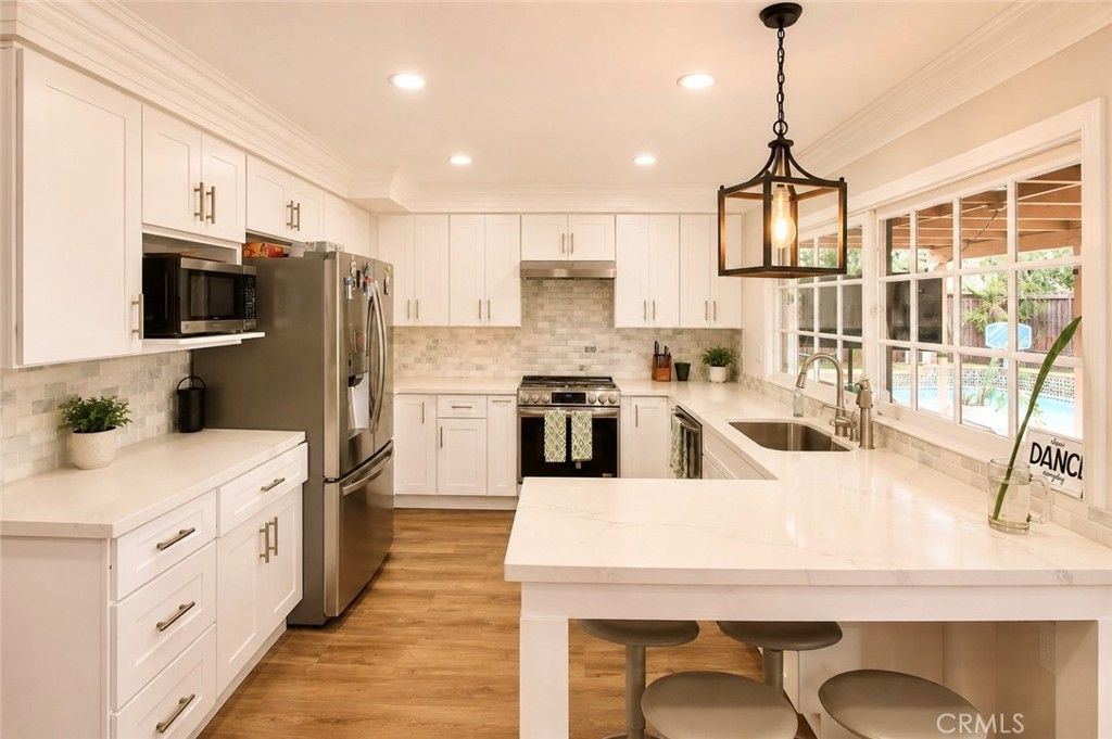 Image 9 of property listing at 14522 Emerywood Road, Tustin, CA 92780