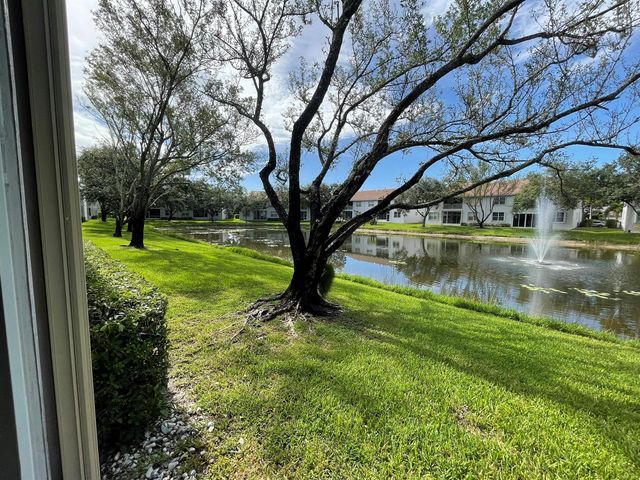 7941 Laina Lane 2, Boynton Beach, FL 33437