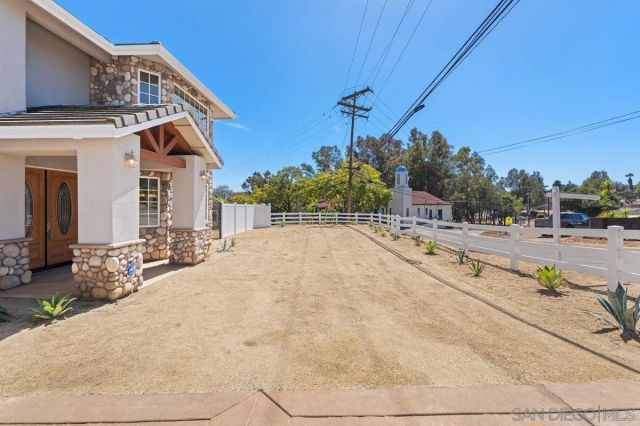 1922 SUNCREST BLVD, El Cajon, CA 92021