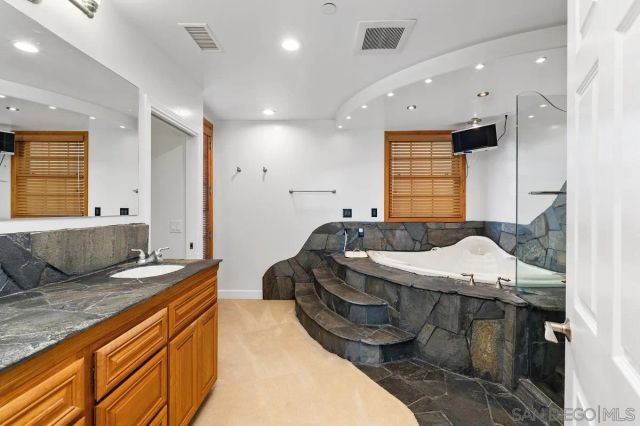 1922 SUNCREST BLVD, El Cajon, CA 92021