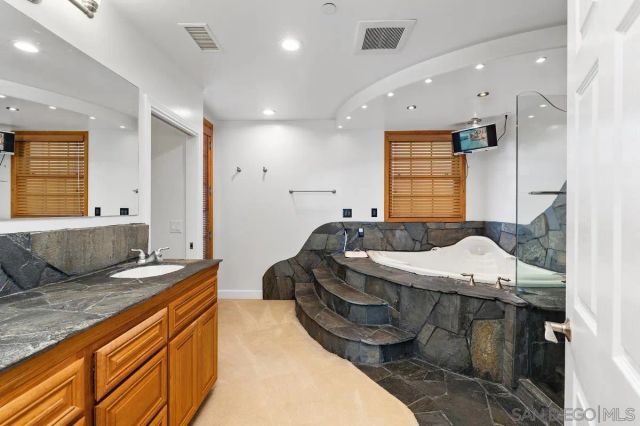 1922 SUNCREST BLVD, El Cajon, CA 92021