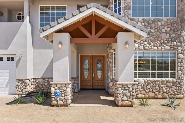 1922 SUNCREST BLVD, El Cajon, CA 92021