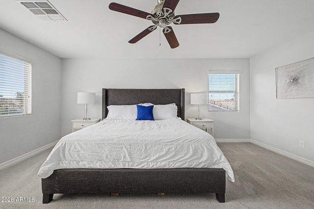 2733 E RAKESTRAW Lane, Gilbert, AZ 85298