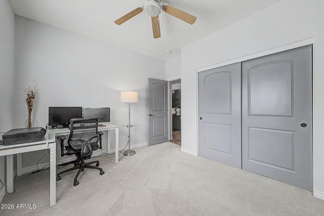 2733 E RAKESTRAW Lane, Gilbert, AZ 85298