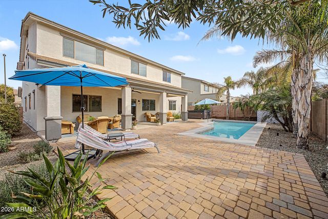2733 E RAKESTRAW Lane, Gilbert, AZ 85298