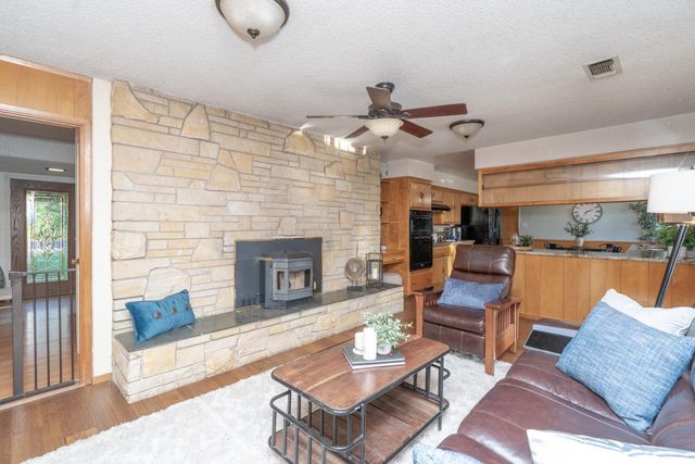 7465 Red Bud Rd, Granite Bay, CA 95746