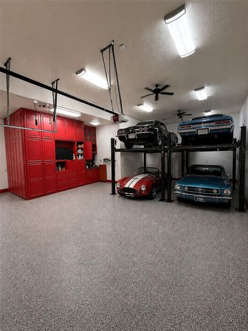 5703 Lakeshore Vista Drive, Richmond, TX 77469