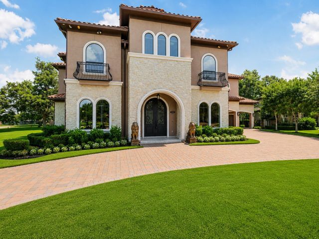 5703 Lakeshore Vista Drive, Richmond, TX 77469