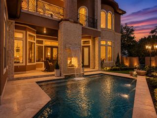 5703 Lakeshore Vista Drive, Richmond, TX 77469