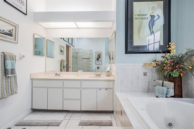 23226 CYPRESS TRAIL DRIVE, Lutz, FL 33549