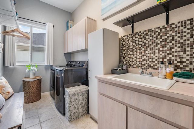 23226 CYPRESS TRAIL DRIVE, Lutz, FL 33549