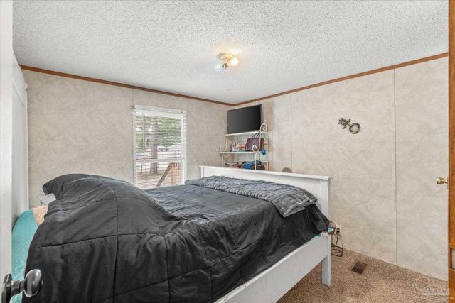4485 Gainer Ave, Milton, FL 32583