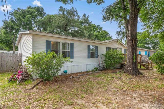 4485 Gainer Ave, Milton, FL 32583