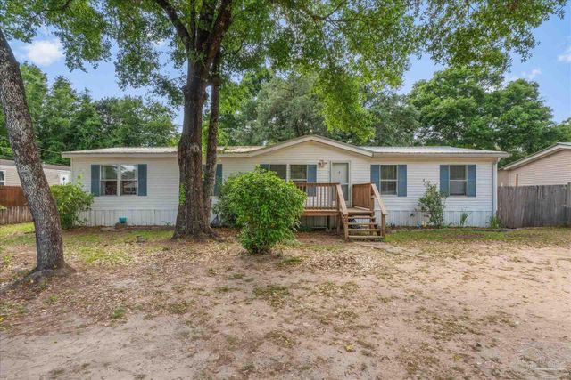 4485 Gainer Ave, Milton, FL 32583
