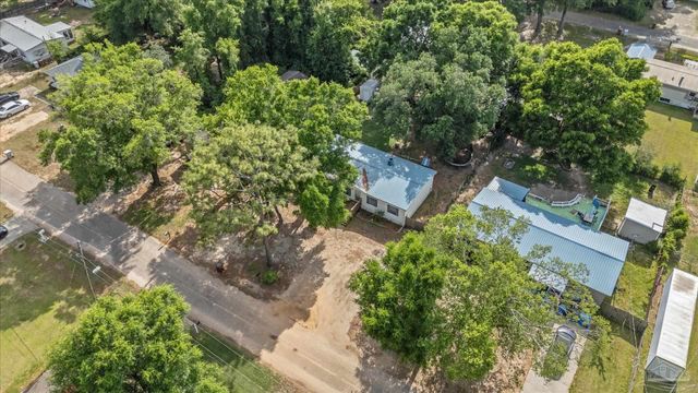 4485 Gainer Ave, Milton, FL 32583