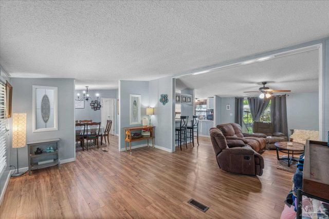 4485 Gainer Ave, Milton, FL 32583