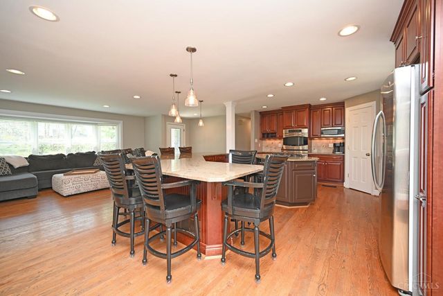 6866 Kenwood Road, Madeira, OH 45243