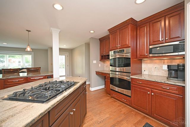 6866 Kenwood Road, Madeira, OH 45243