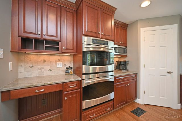 6866 Kenwood Road, Madeira, OH 45243