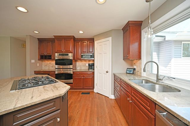 6866 Kenwood Road, Madeira, OH 45243