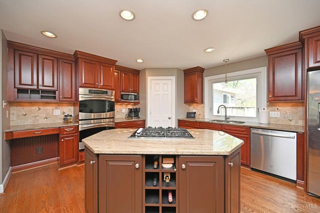 6866 Kenwood Road, Madeira, OH 45243