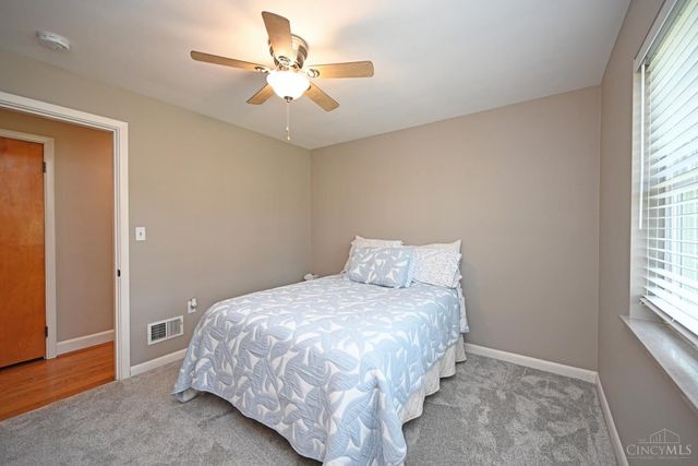 6866 Kenwood Road, Madeira, OH 45243