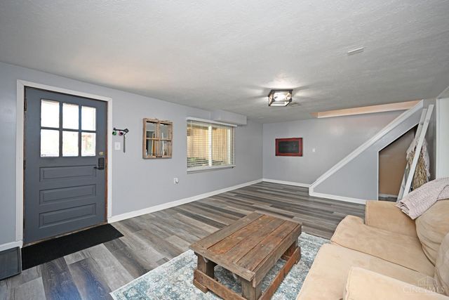 6866 Kenwood Road, Madeira, OH 45243