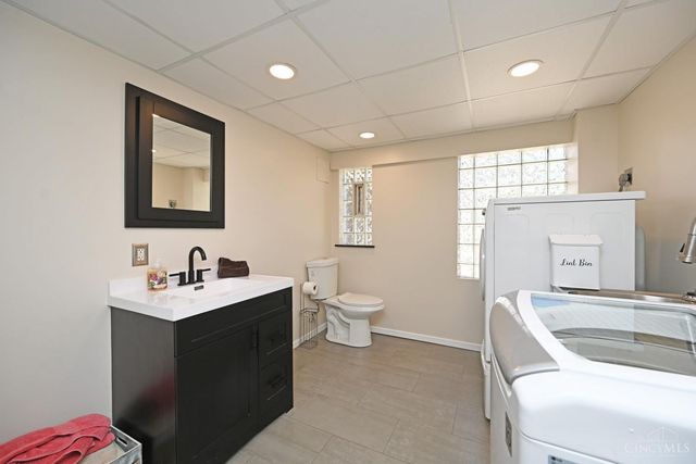 6866 Kenwood Road, Madeira, OH 45243