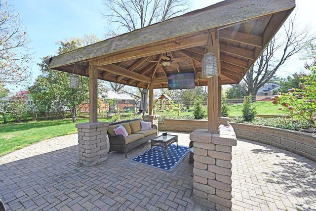 6866 Kenwood Road, Madeira, OH 45243