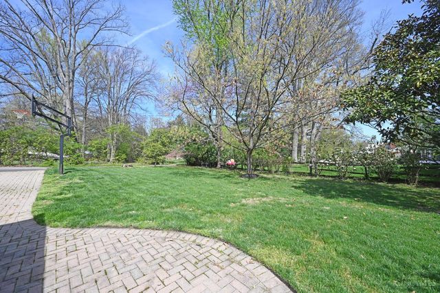 6866 Kenwood Road, Madeira, OH 45243