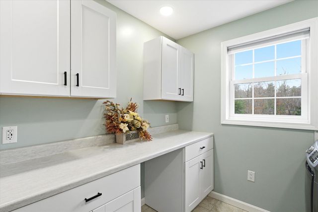 4 Cobblestone Place, Merrimack, NH 03054