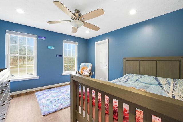 4 Cobblestone Place, Merrimack, NH 03054