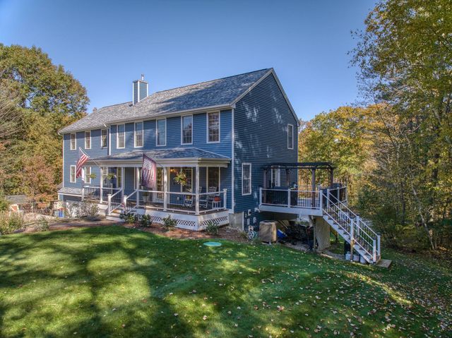 4 Cobblestone Place, Merrimack, NH 03054