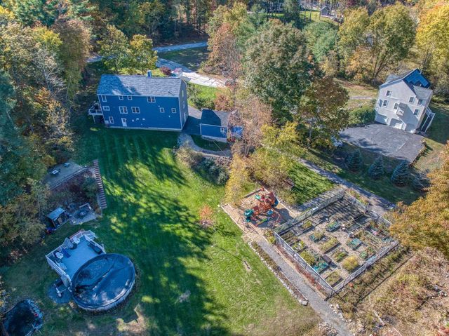 4 Cobblestone Place, Merrimack, NH 03054