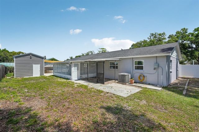 1414 SEFFNER VALRICO ROAD, Seffner, FL 33584