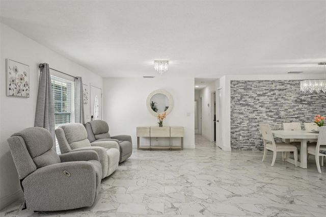 1414 SEFFNER VALRICO ROAD, Seffner, FL 33584