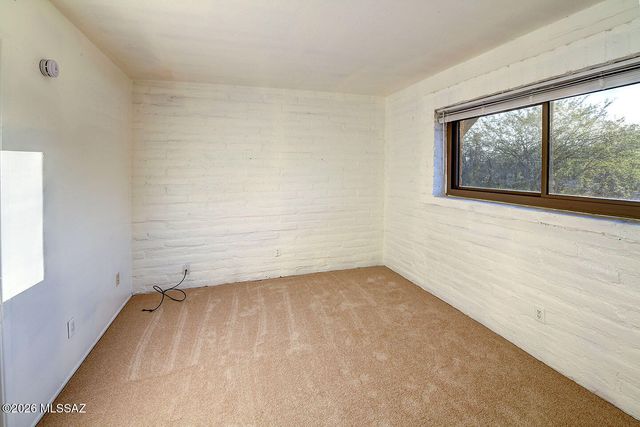 3520 N Melpomene Way, Tucson, AZ 85749