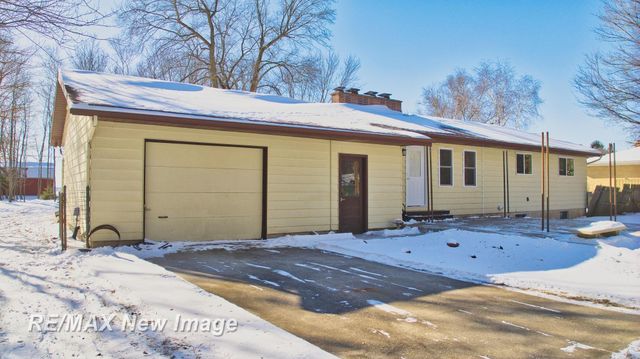 5885 McGrandy Road, Bridgeport Twp, MI 48722