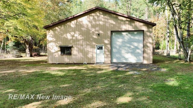 5885 McGrandy Road, Bridgeport Twp, MI 48722