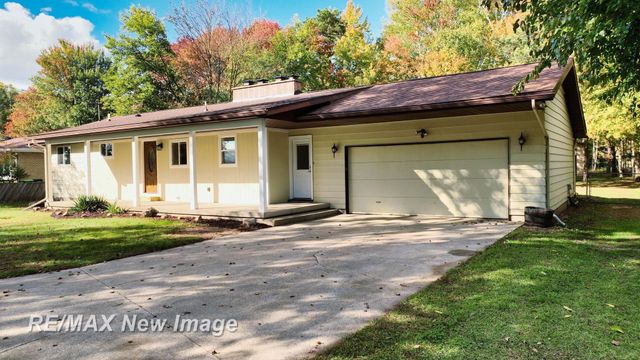 5885 McGrandy Road, Bridgeport Twp, MI 48722