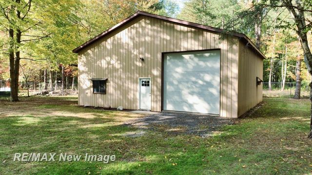 5885 McGrandy Road, Bridgeport Twp, MI 48722