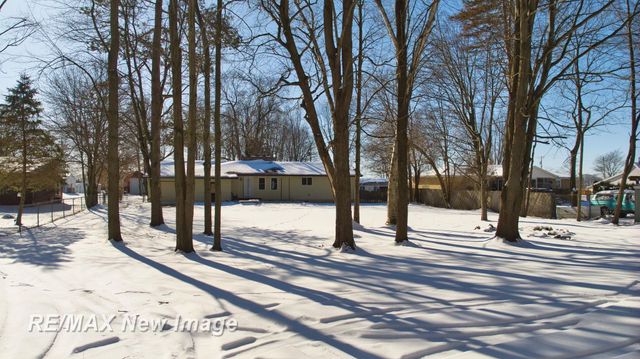5885 McGrandy Road, Bridgeport Twp, MI 48722