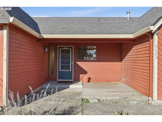 5643 Se SIERRA St, Hillsboro, OR 97123