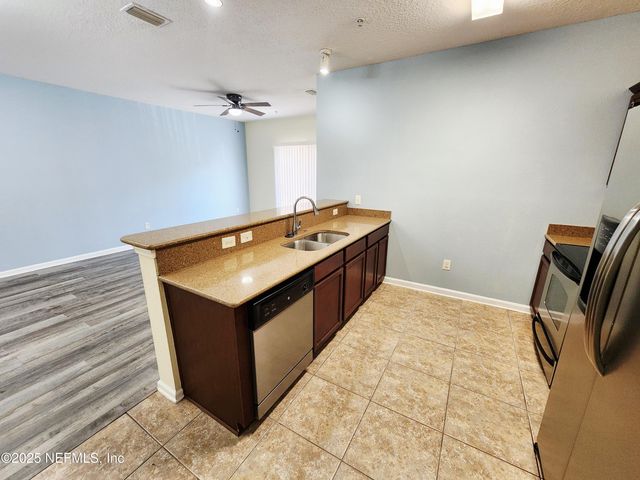 4991 KEY LIME Drive, 205, Jacksonville, FL 32256