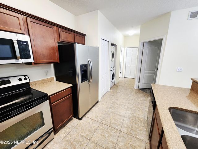 4991 KEY LIME Drive, 205, Jacksonville, FL 32256