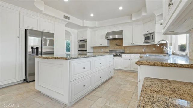 5128 Avenida Hacienda, Tarzana, CA 91356